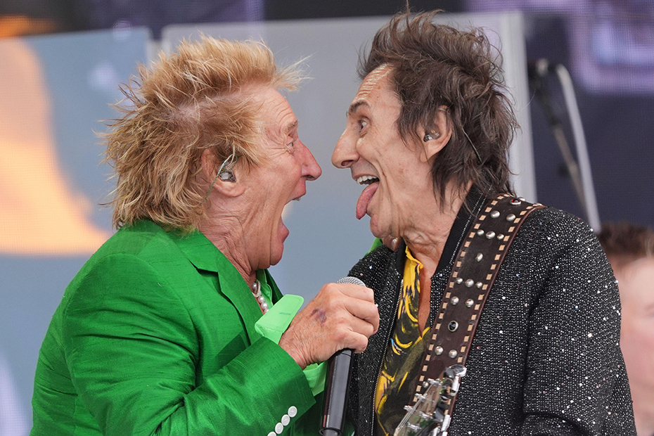 Rod Stewart (left) with guest Ronnie Wood performing on the Pyramid Stage during the Glastonbury Festival at Worthy Farm in Somerset. 