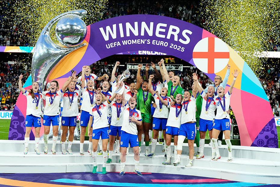 England's Leah Williamson and Keira Walsh lift the trophy as they celebrate with team-mates after winning the UEFA Women's Euro 2025 final at St. Jakob-Park in Basel, Switzerland. 
